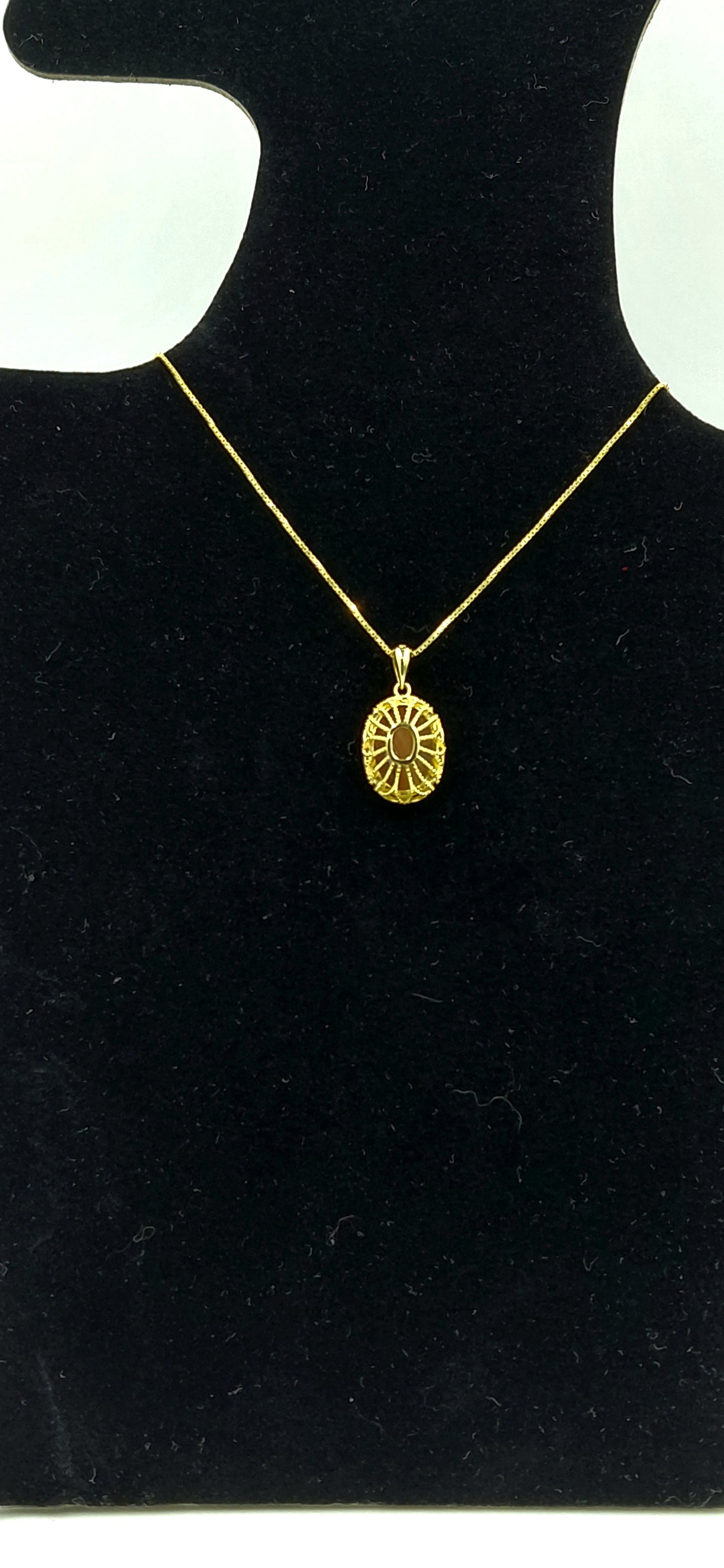 Ciondolo "Angioletto " cammeo 12 mm sardonico Argento 925 dorato