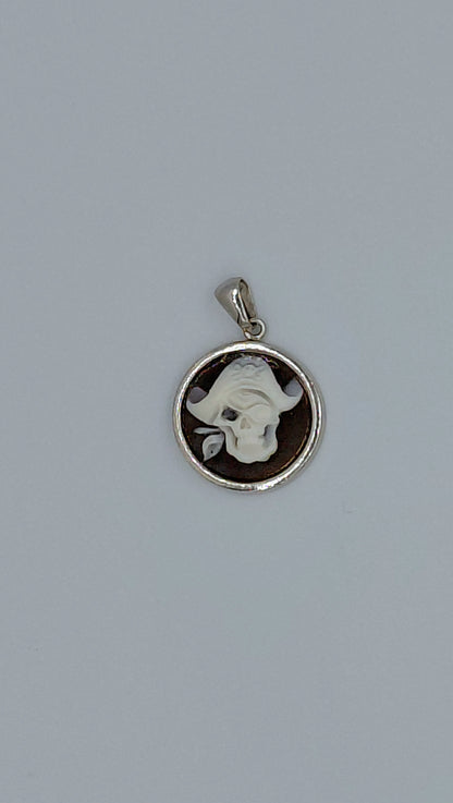 CIONDOLO ARGENTO 925 CON CAMMEO "TESCHIO PIRATA"