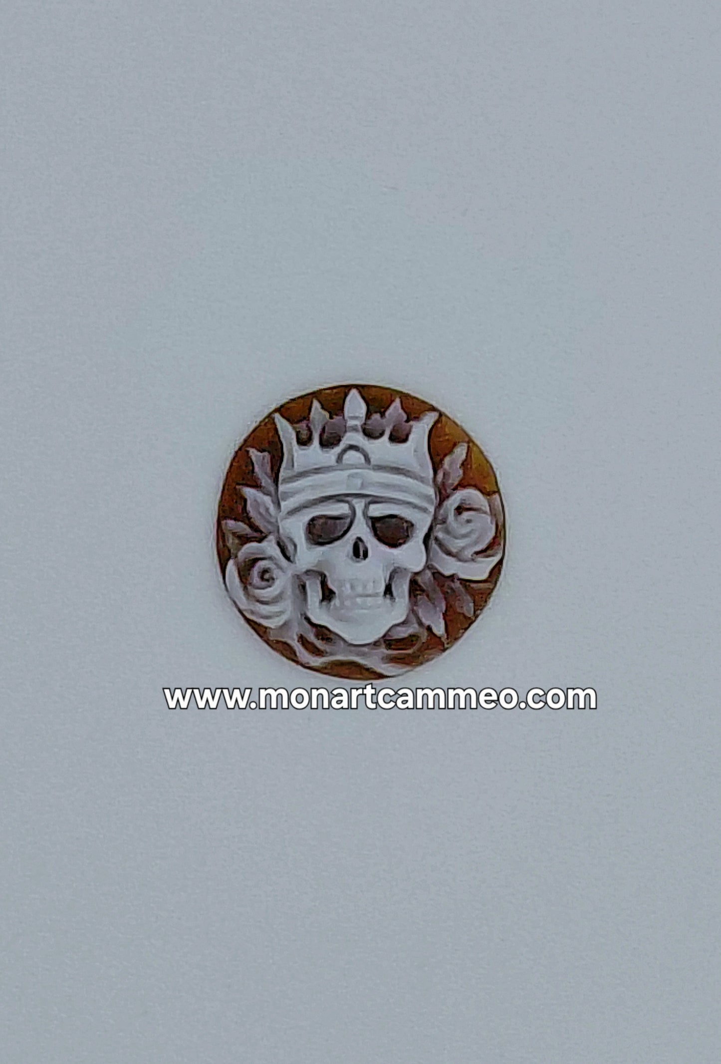 cammeo teschio con corona conchiglia sardonica 17,8 mm incstonato in metallo