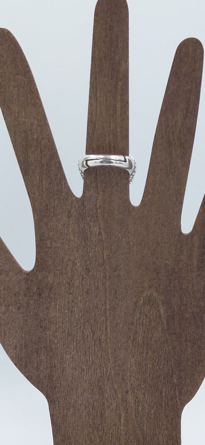 ANELLO IN ARGENTO IN PASTA DI CORALLO