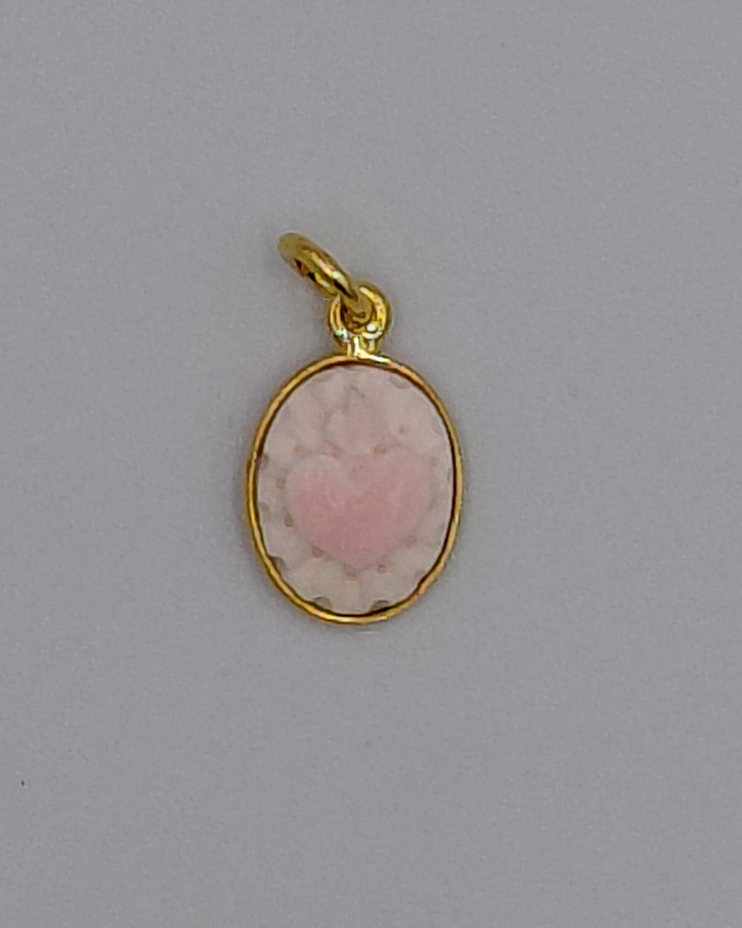 CIONDOLO CAMMEO "CUORE SACRO ROSA " 13MM IN ARGENTO DORATO