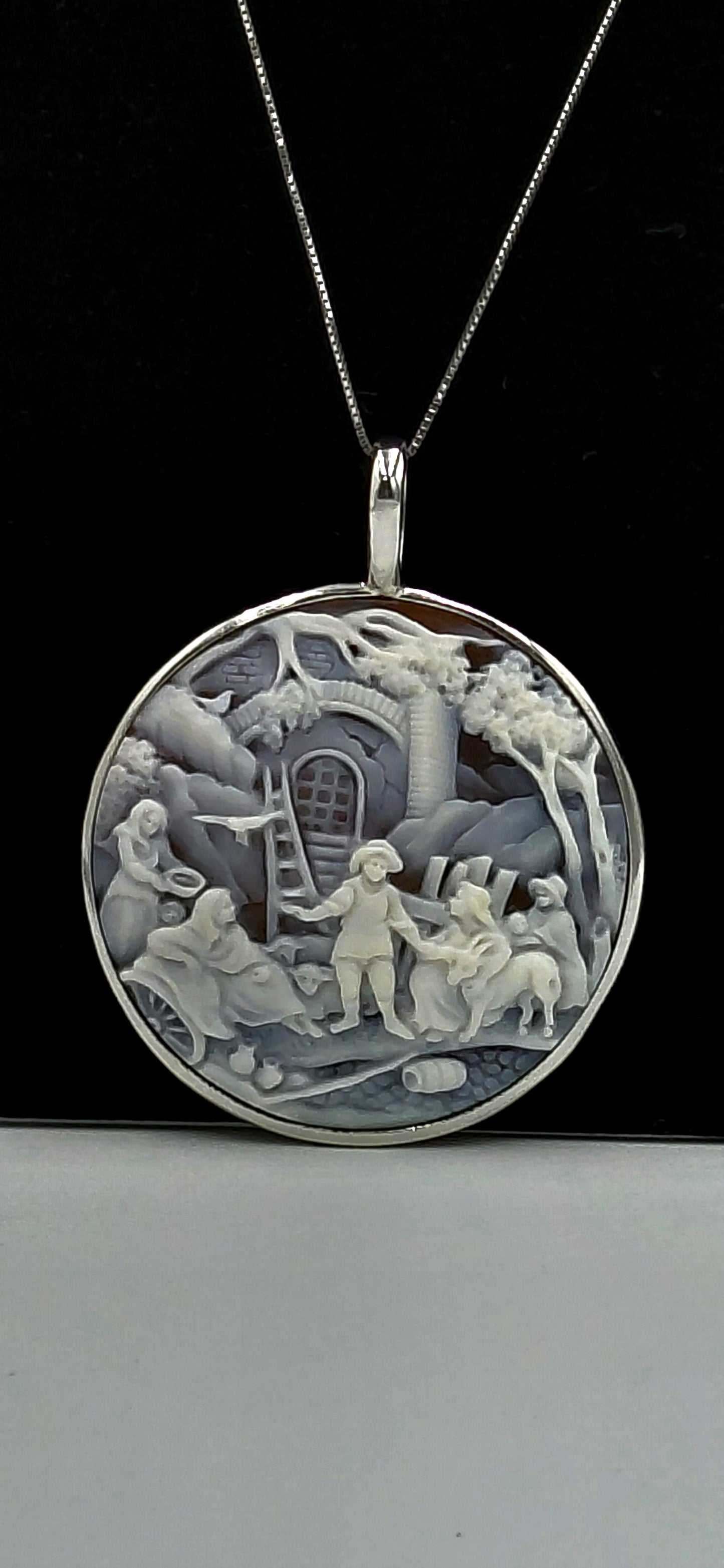 CIONDOLO CAMMEO " SCENA RURALE " IN ARGENTO 925