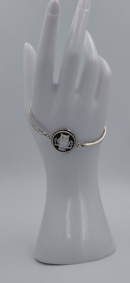 Bracciale metallo con cammeo Guffo 20 mm , circonferenza del bracciale 16 cm + 5cm