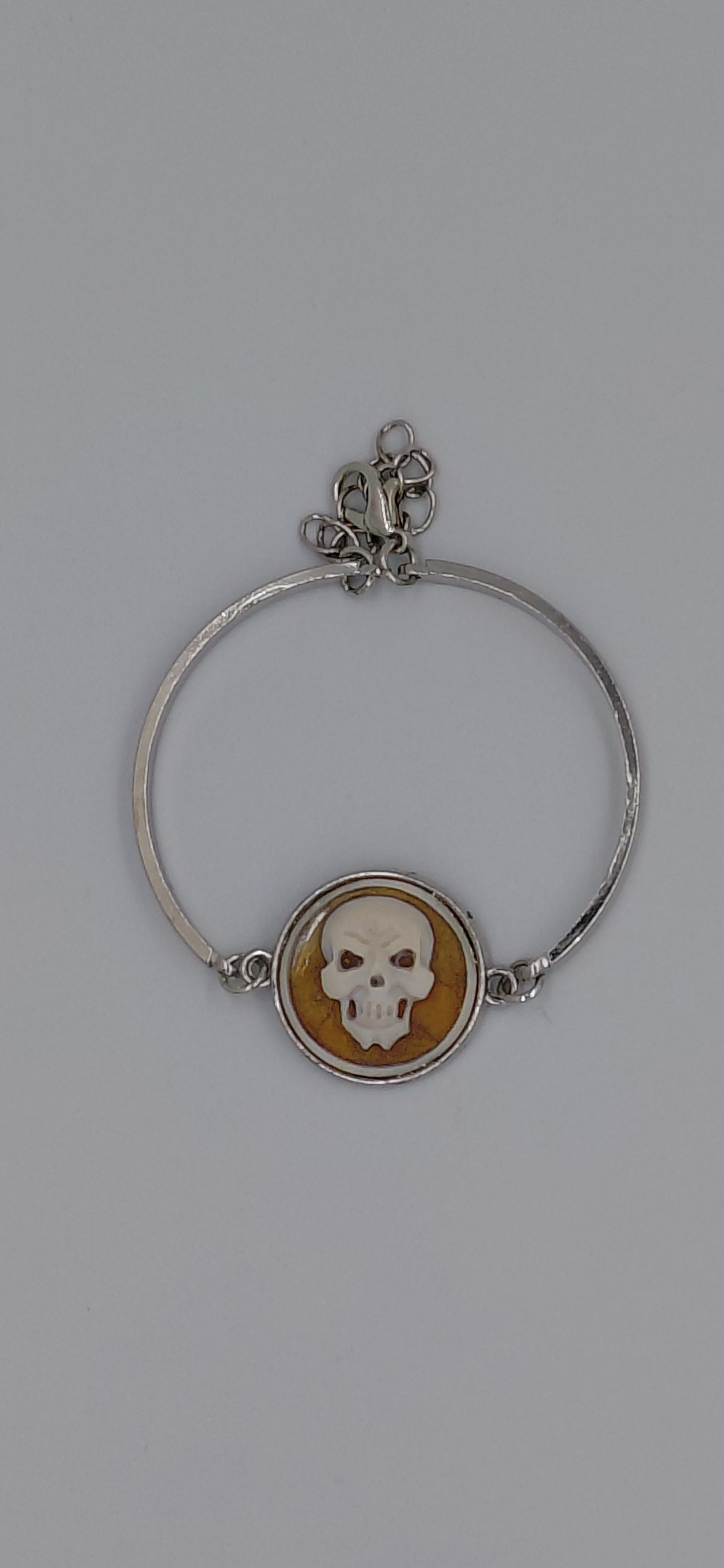 Bracciale metallo con cammeo Teschio 20 mm , circonferenza del bracciale 16 cm + 5cm
