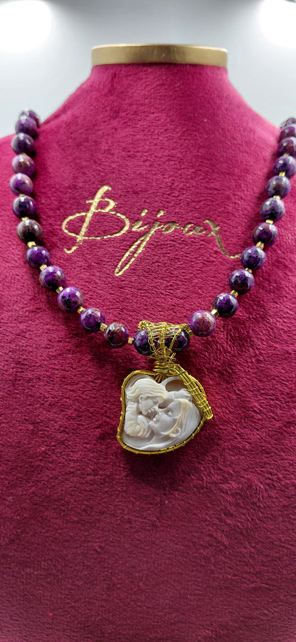 Cammeo conchiglia sardonica "Mamma e bambino " incastonato in metallo